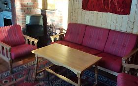 Knutebu Two-Bedroom Cottage